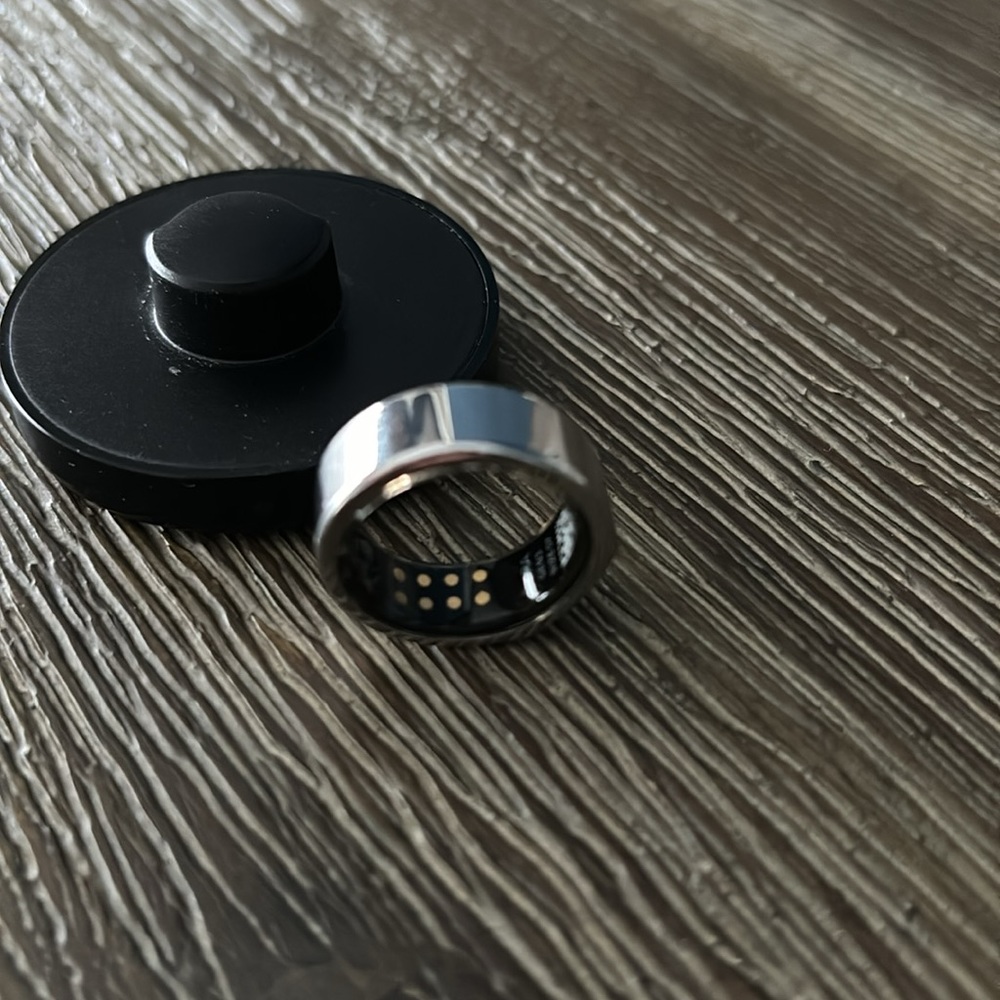Oura Silver Generation 3 - Picture 2 of 3